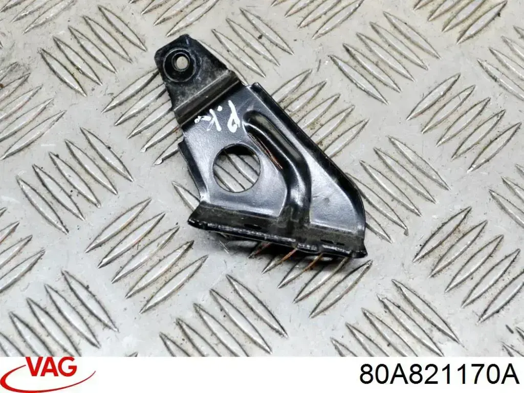 Ущільнювач крила VAG 80A821170A