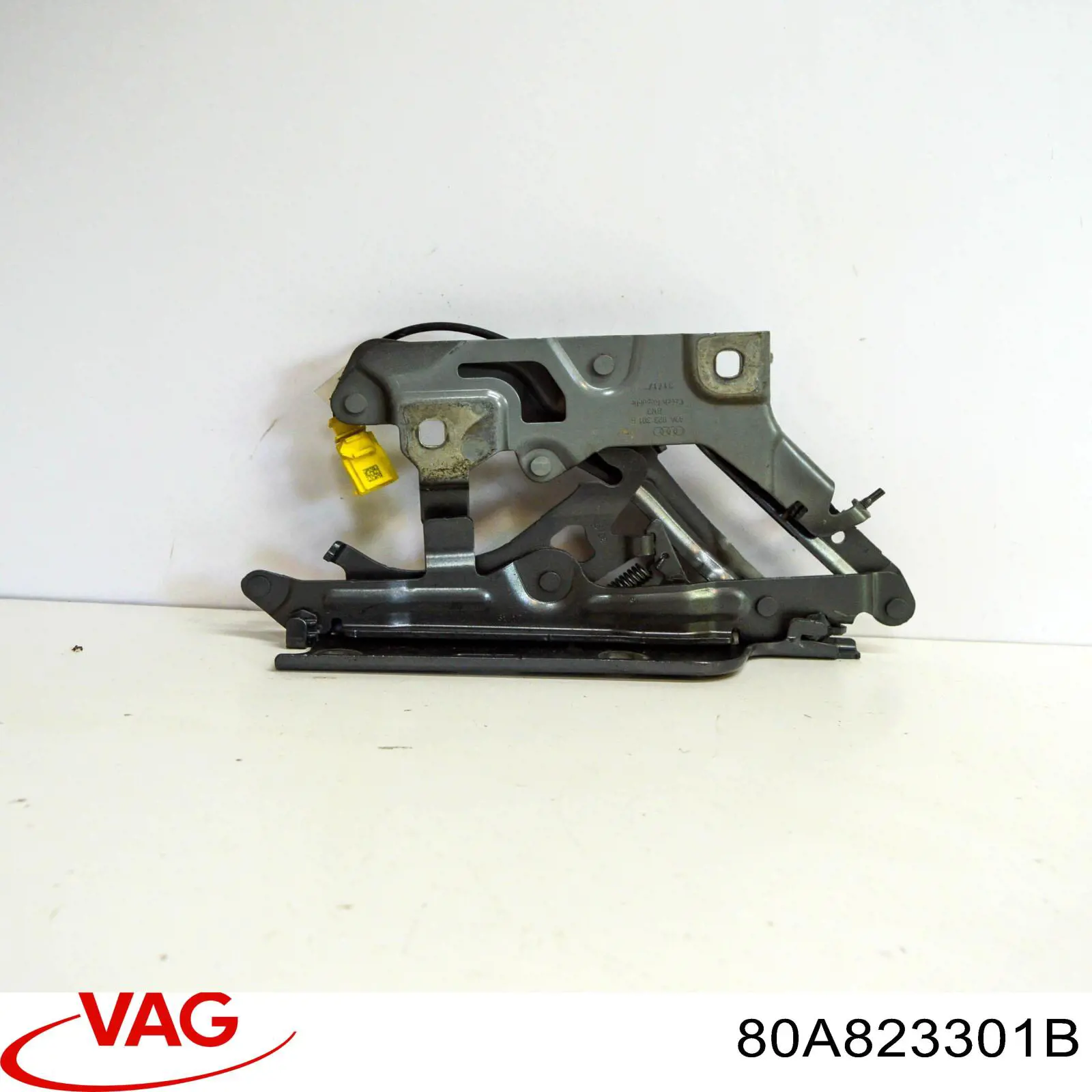 80A823301B VAG 
