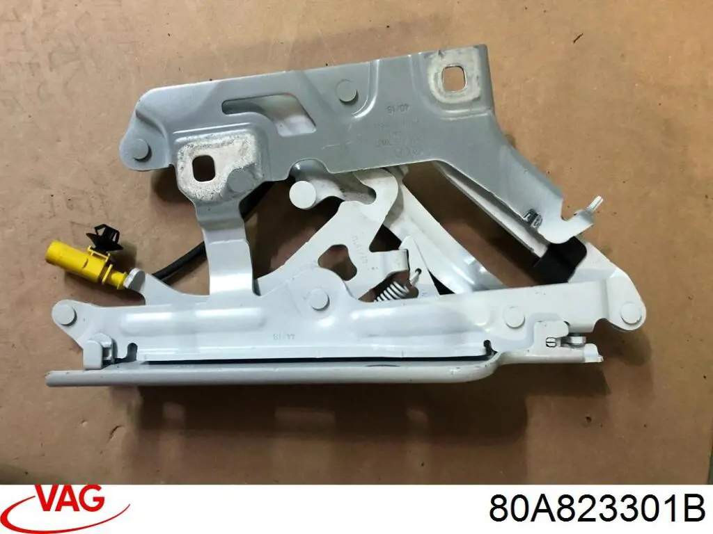  VAG 80A823301B ціна, від 76.02 USD