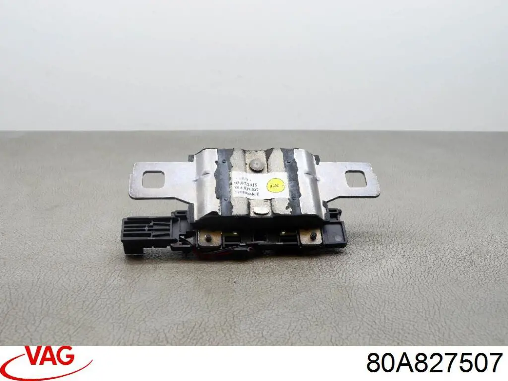 Зацеп замку кришки багажника Bentley 80A827507A ціна, від 12.50 USD