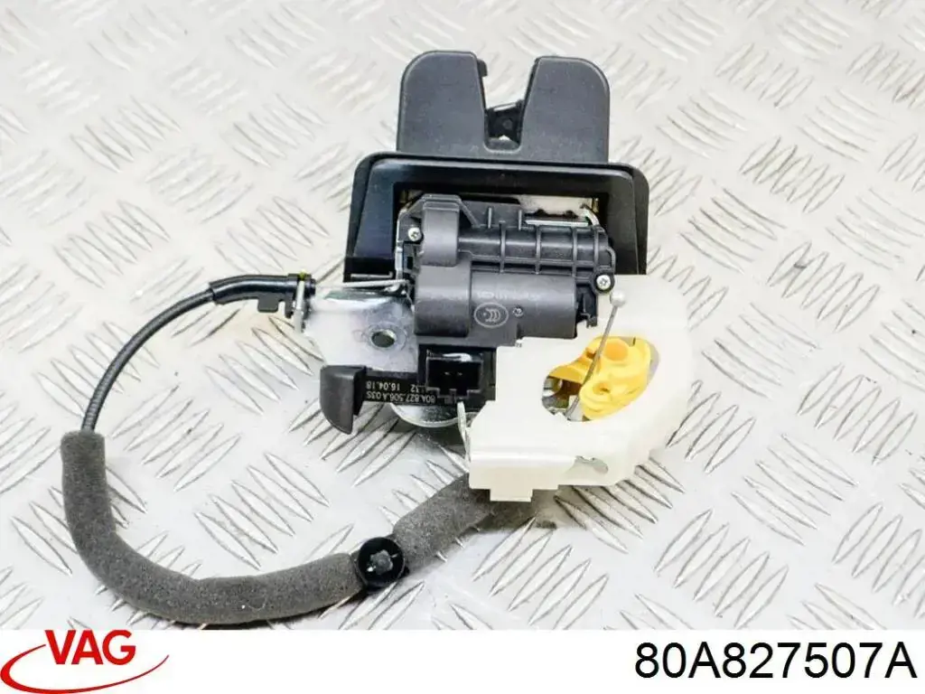 Фіксатор (зацеп) замка дверей 80A827507A VAG