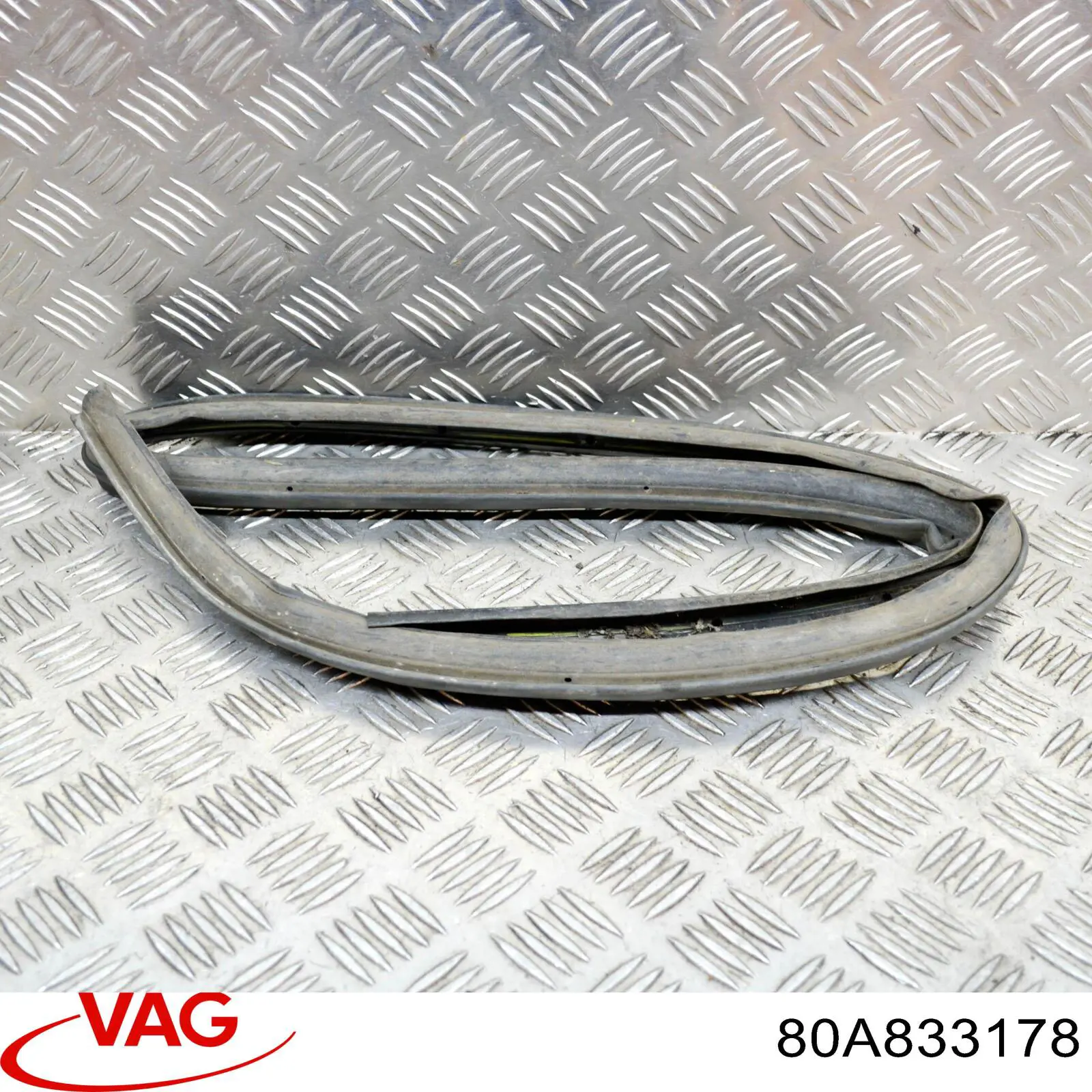  VAG 80A833178 ціна, від 12.84 USD