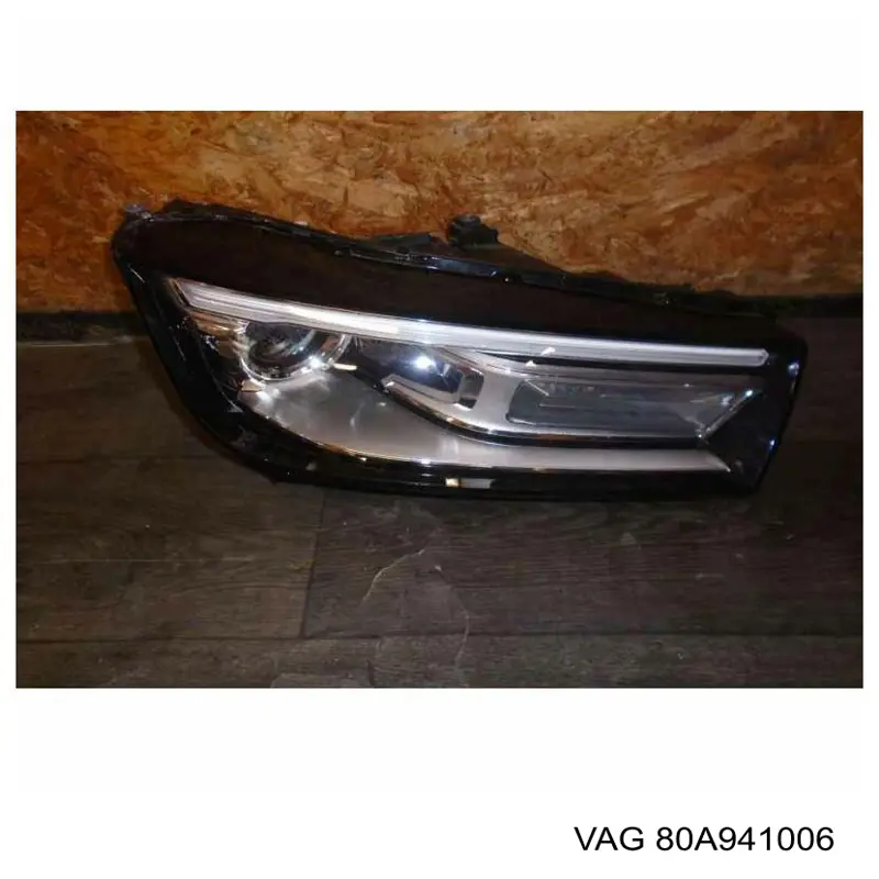 Купити 80A941006 VAG Фара передня права