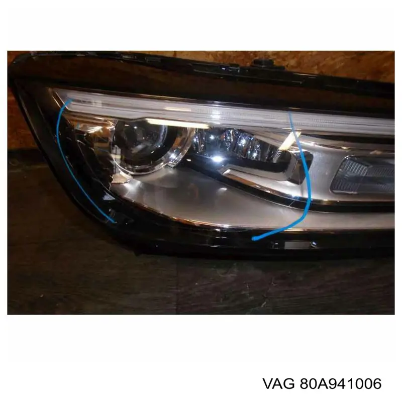 Права блок фара VAG 80A941006 ціна, від 421.25 USD