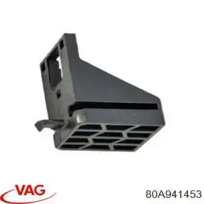 Кронштейн-адаптер кріплення фари передньої, правої VAG 80A941453 ціна, від 32.07 USD