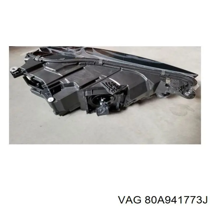 Фари VAG 80A941773J ціна, від 626.97 USD