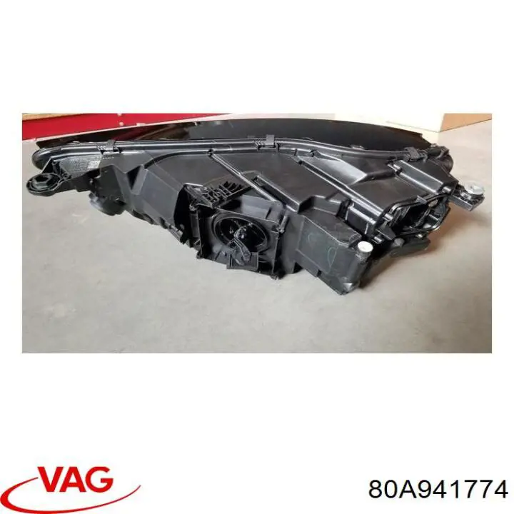 Купити 710815019008 Magneti Marelli Права блок фара