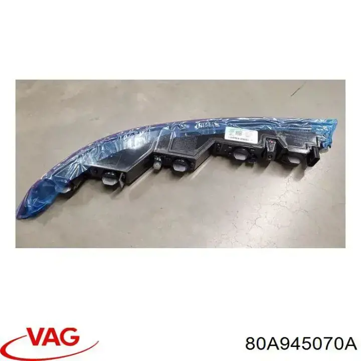 Ліхтар заднього бампера, правий 30945096 AND