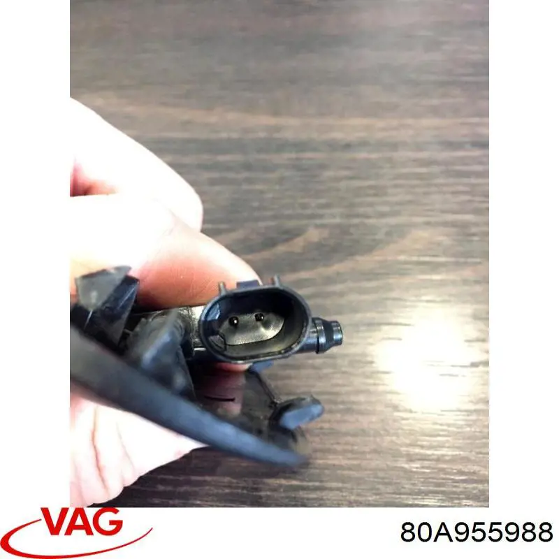 Купити 80A955988 VAG Форсунка омивача скла лобового, права