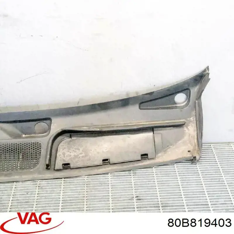 Купити 80B819403 VAG Водостік лобового скла, жабо