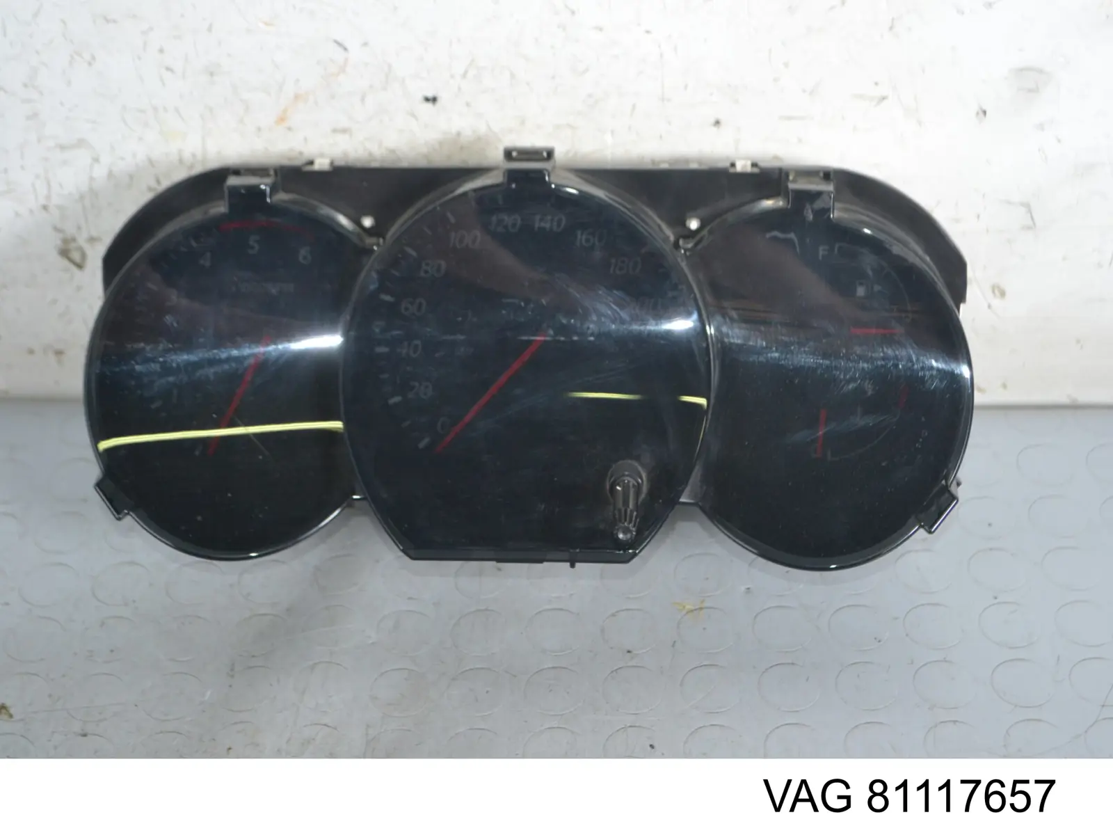  VAG 81117657 ціна, від 20.83 USD