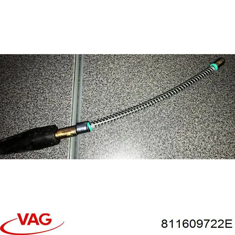 Трос стоянкового гальма задній правий VAG 811609722E ціна, від 7.61 USD