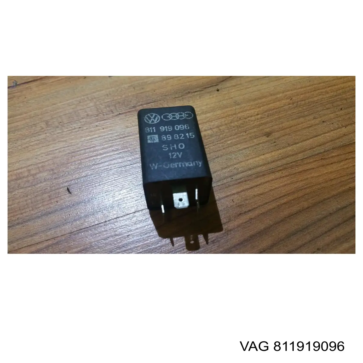  811919096 VAG