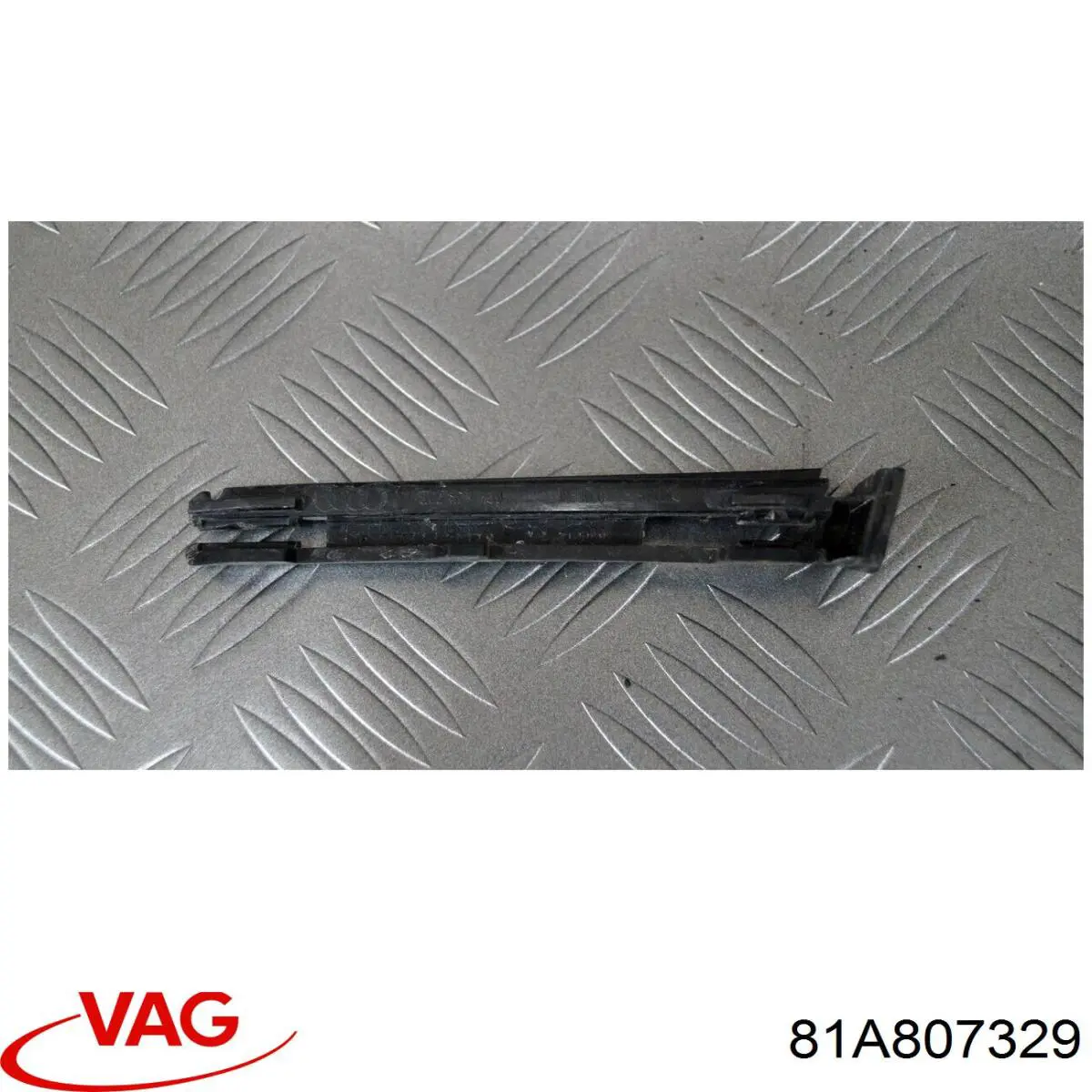 Кронштейн бампера заднього, лівий VAG 81A807329A ціна, від 11.96 USD