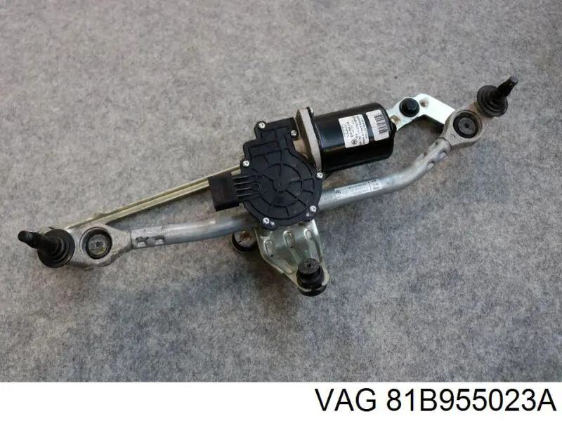 81B955023A VAG Трапеція рульова в зборі