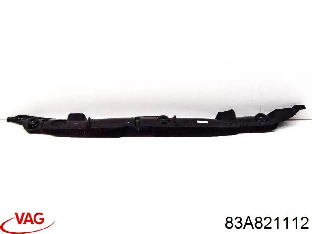 Купити 83A821112 VAG Ущільнювач крила