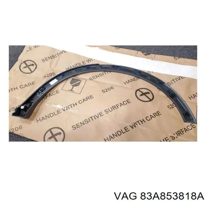Молдинг задньої арки крила, правий VAG 83A853818A ціна, від 107.67 USD