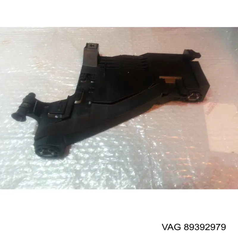 89392979 VAG 