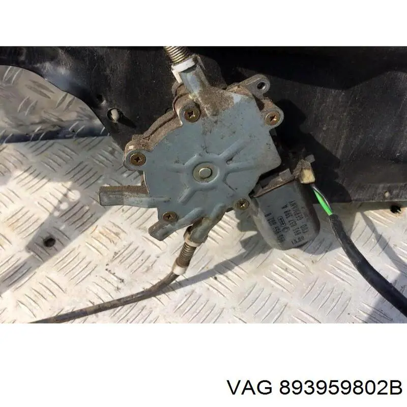 Купити 893959802B VAG Склопідйомник передньої правої двері