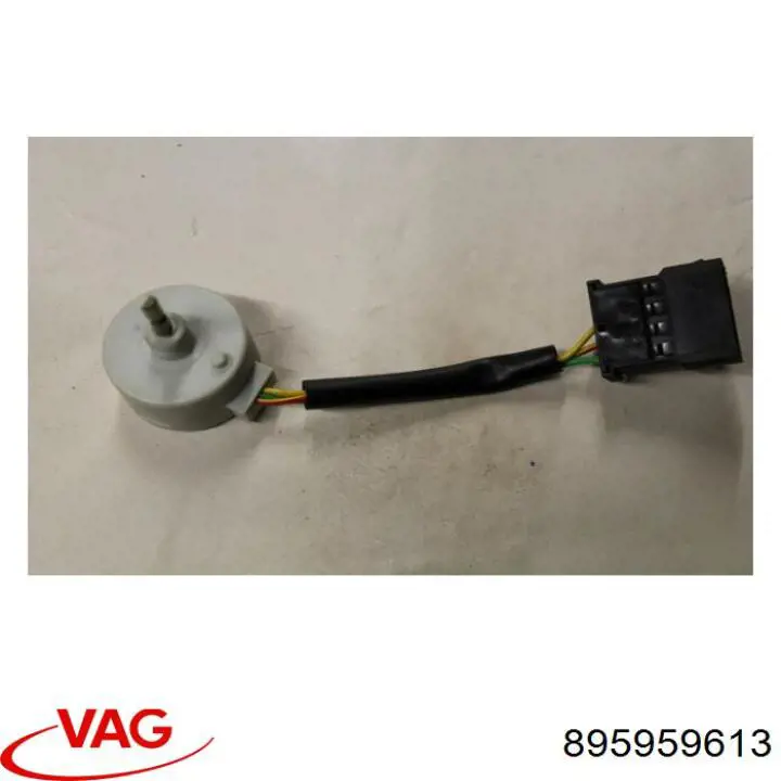 Купити 895959613 VAG 