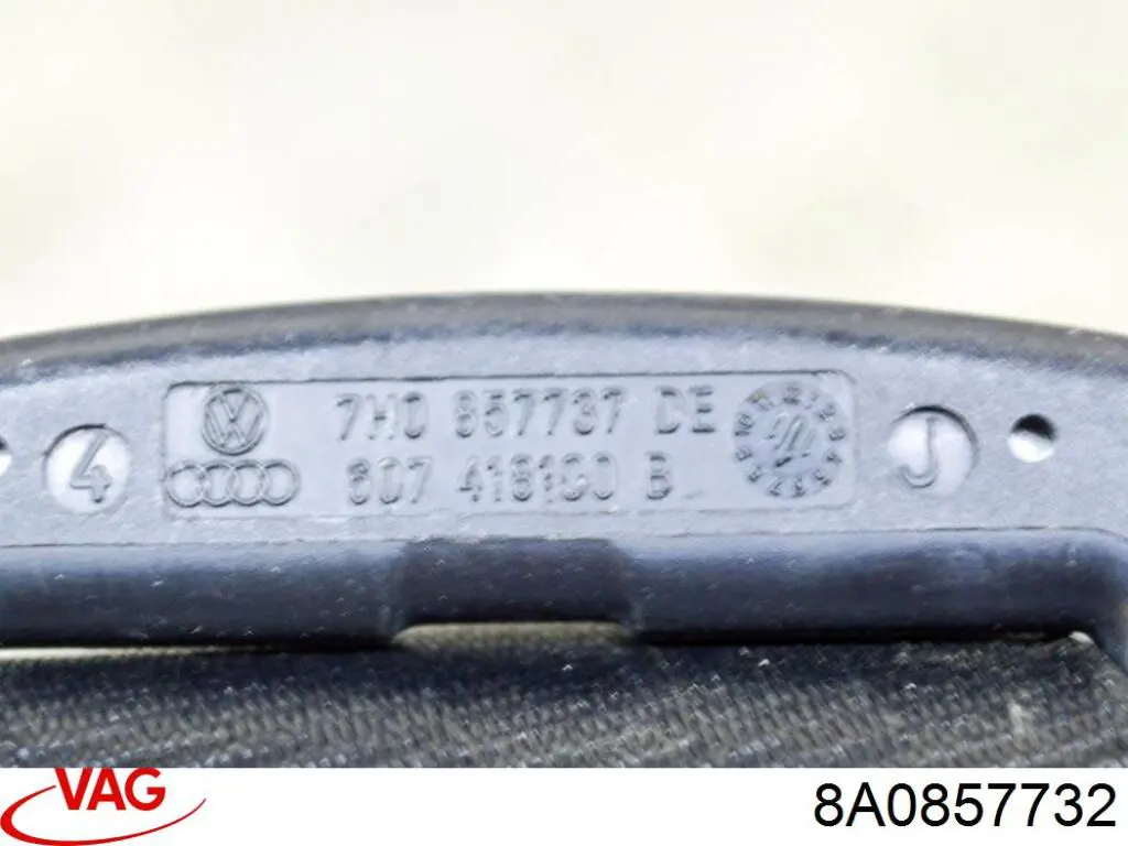 VAG 8A0857732