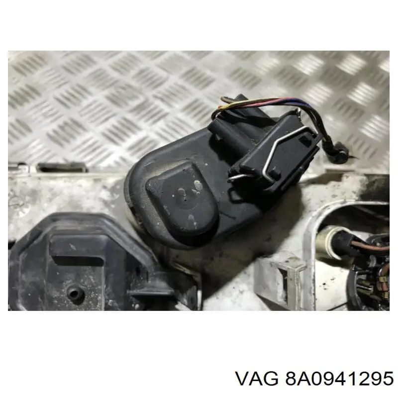 8A0941295 VAG Двигун корректора фари