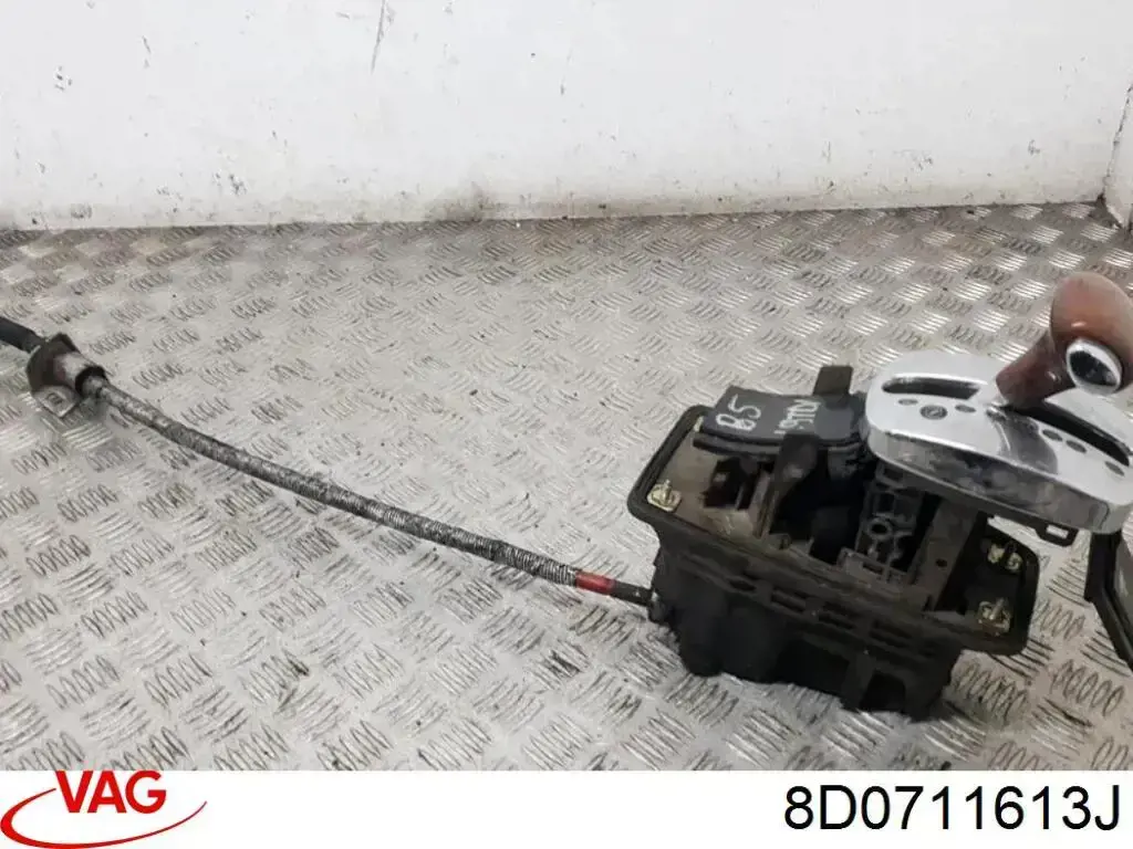  VAG 8D0711613J ціна, від 31.67 USD