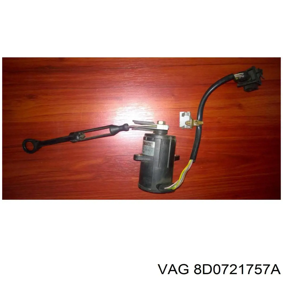 Трос газу VAG 8D0721757A ціна, від 39.50 USD