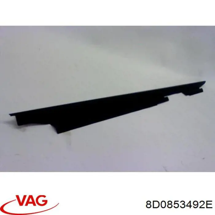 Накладка зовнішня (молдинг) порога, правий VAG 8D0853492E01C ціна, від 37.25 USD