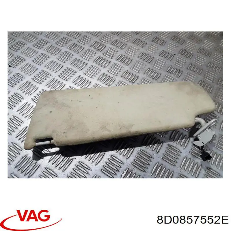 Купити 8D0857552E VAG Козирок сонцезахисний