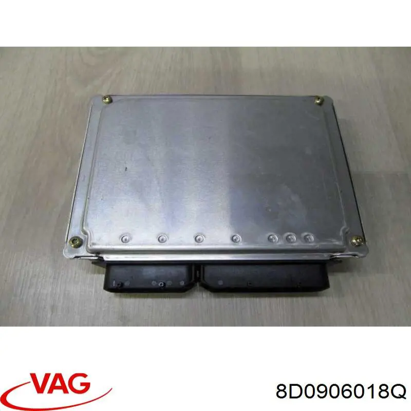 ЕБУ VAG 8D0906018Q ціна, від 63.81 USD