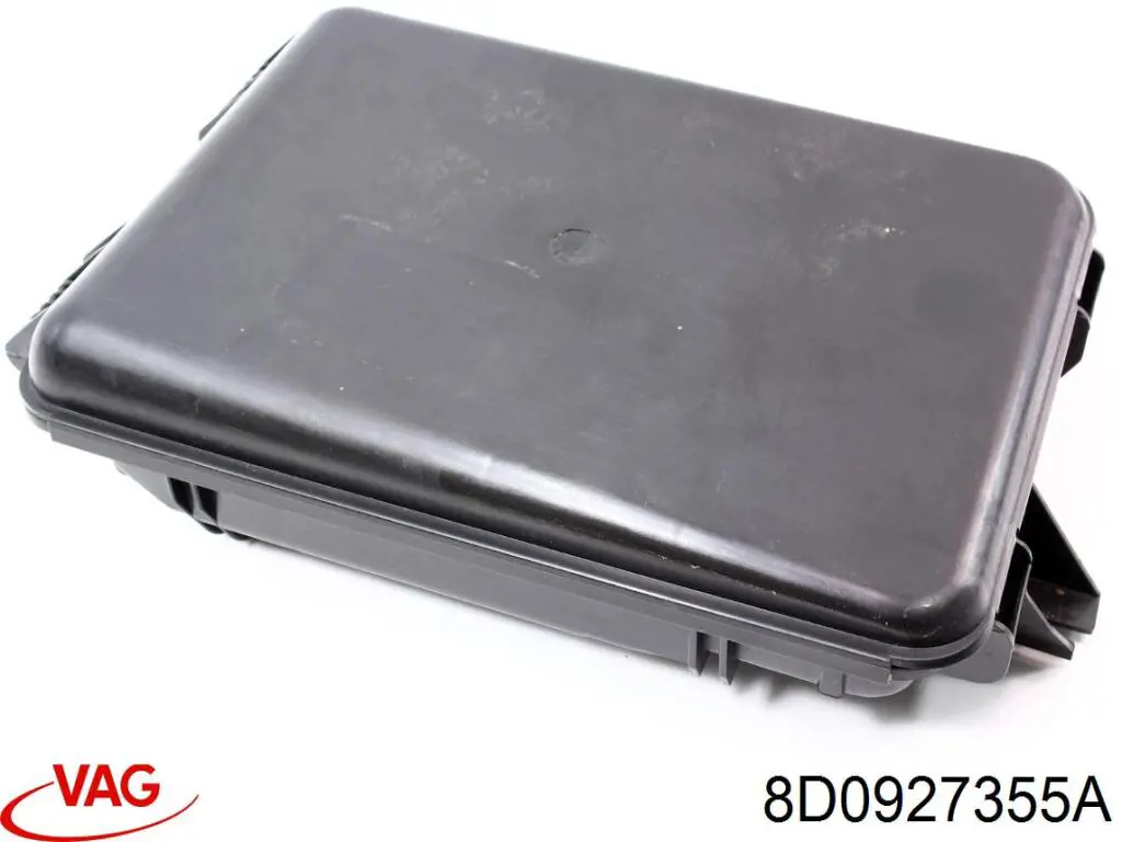 Корпус блока запобіжників VAG 8D0927355A ціна, від 4.23 USD