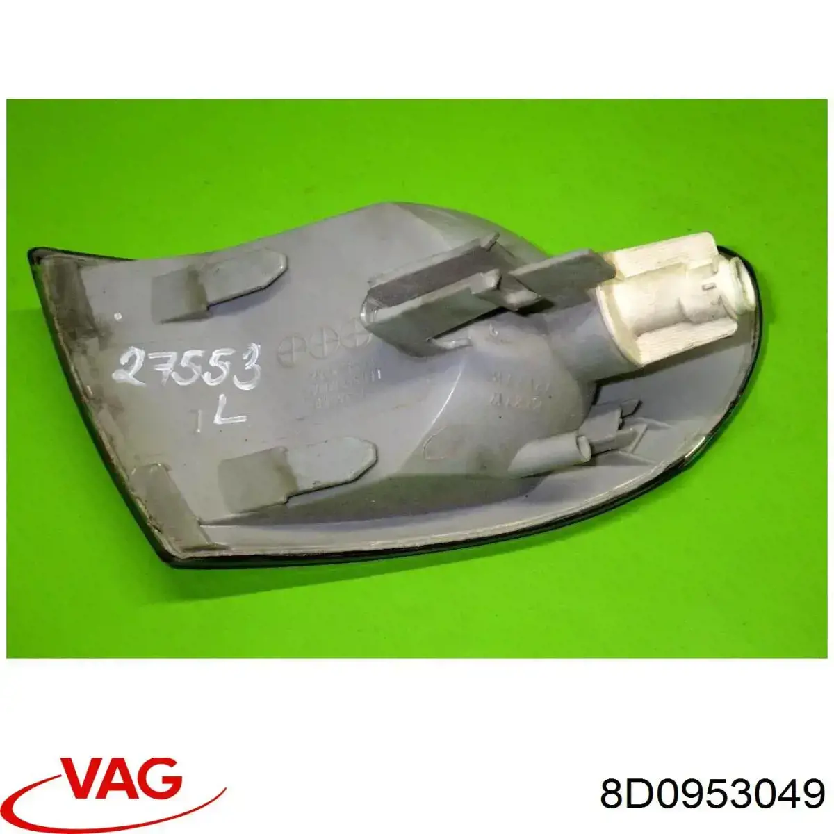 Вказівник повороту лівий 8D0953049 VAG