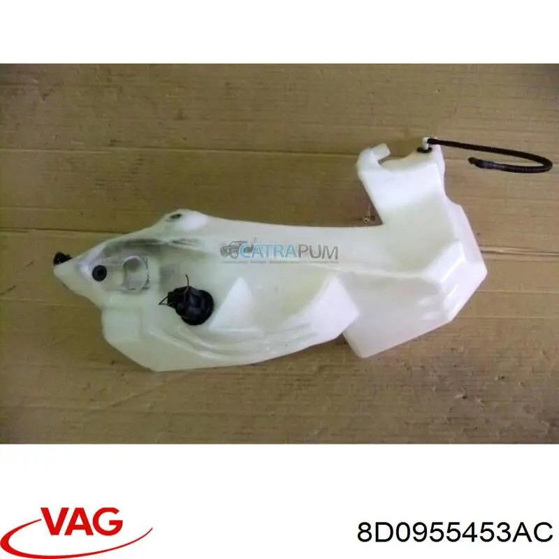 Бачок омивача лобового скла VAG 8D0955453AC ціна, від 17.58 USD