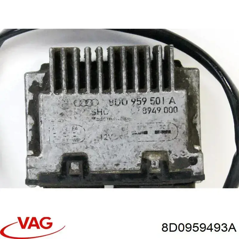 Резистор моторчика вентилятора A/C Audi A4 B5 (8D2) (Ауді A4)