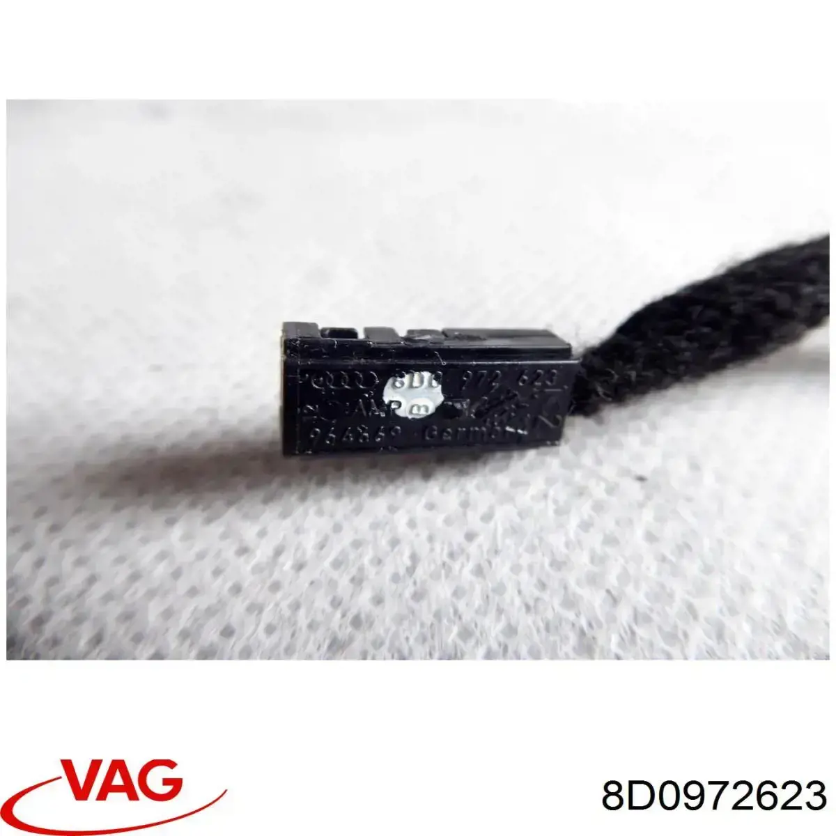 Купити 8D0972623 VAG 