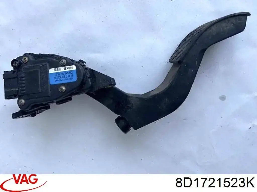 Підаль газу VAG 8D1721523K ціна, від 27.93 USD