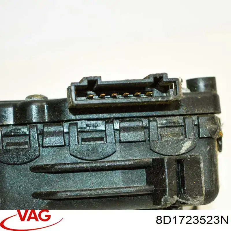 Педаль газу 8D1723523P VAG