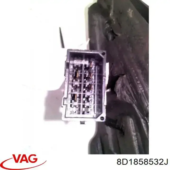 8D1858532J3FZ VAG Праве дзеркало заднього виду
