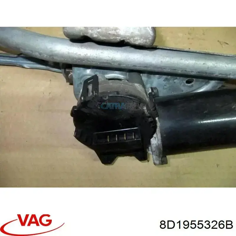 Тяга регулювання двірника, права 8D1955326B VAG