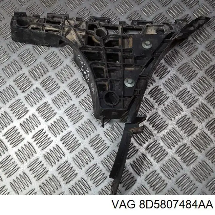 8D5807484AA VAG 