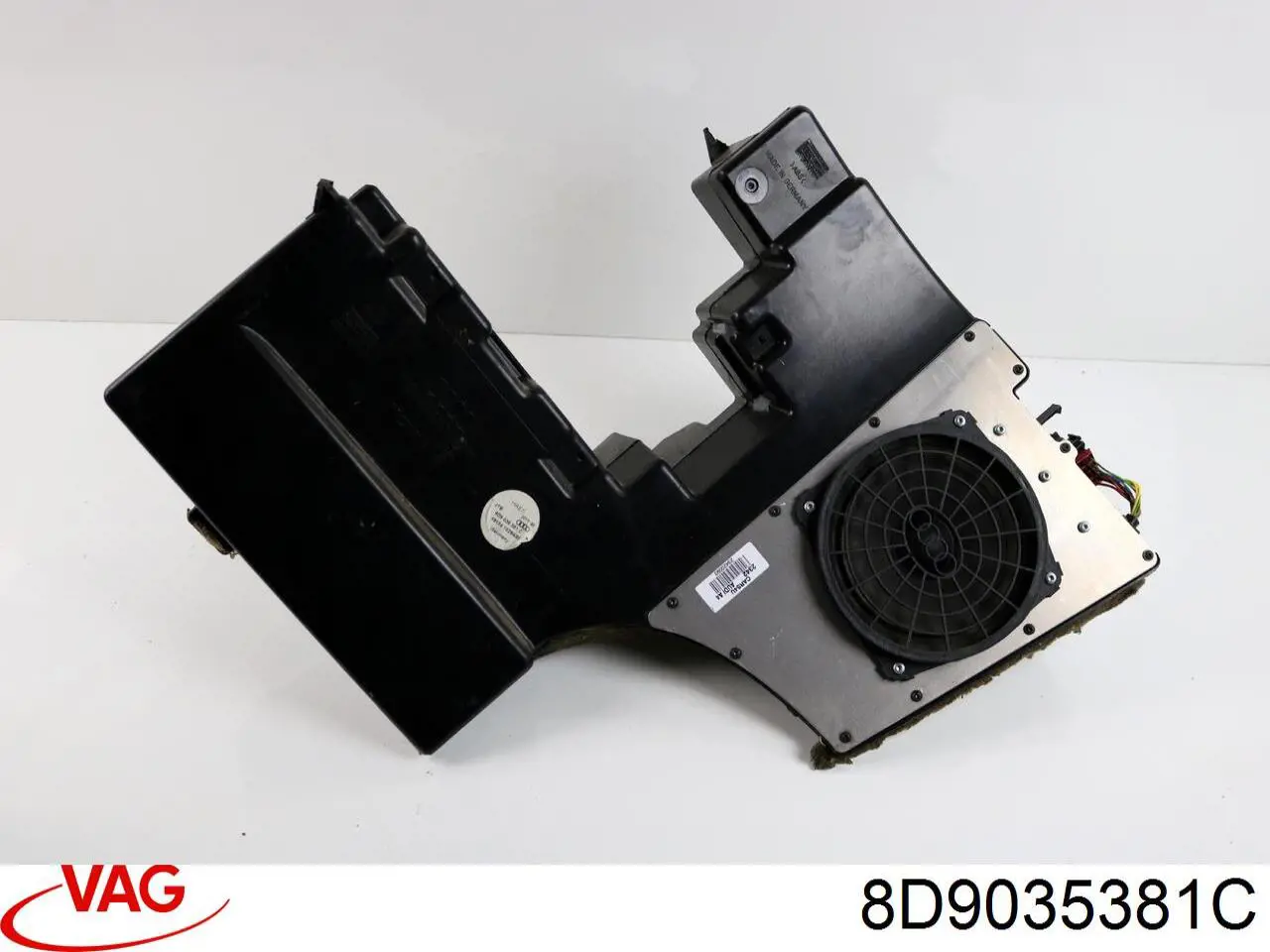  VAG 8D9035381C ціна, від 50.68 USD
