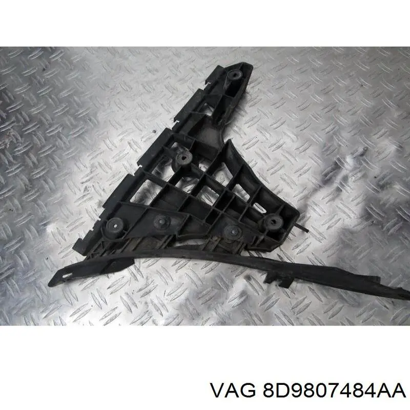  8D9807484AA VAG