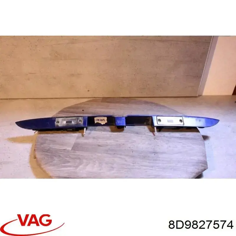 8D9827574 VAG 