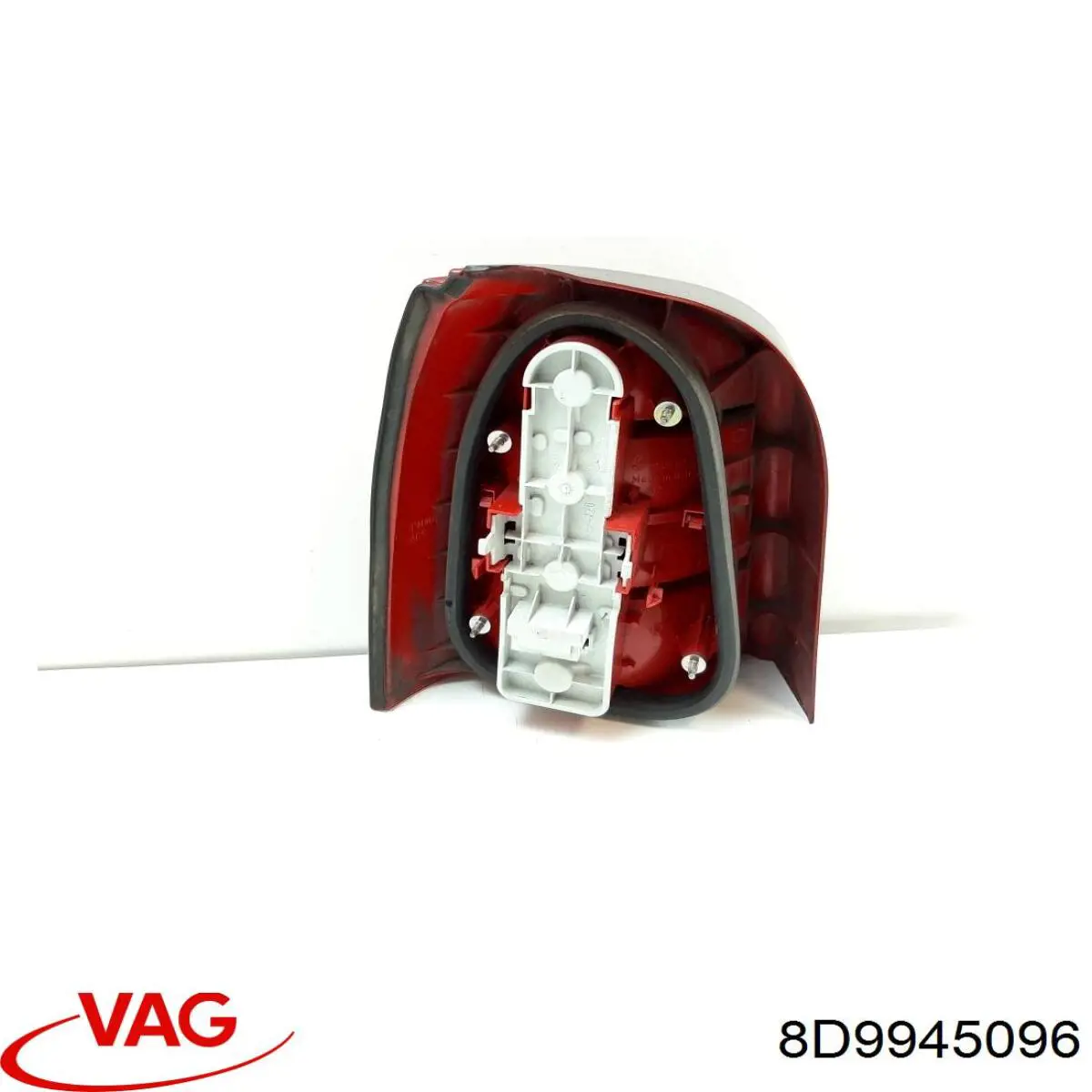 Задня права фара 8D9945096 VAG