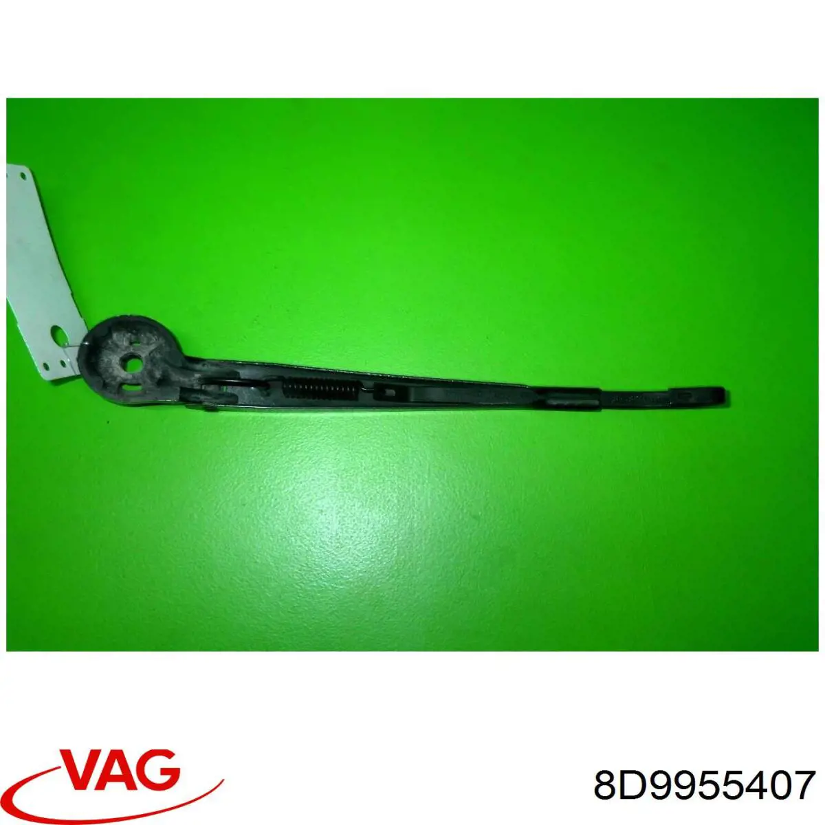 Важіль-поводок склоочисника заднього скла VAG 8D9955407