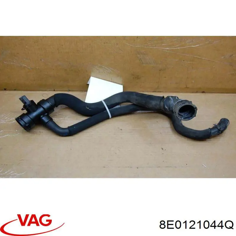  VAG 8E0121044Q ціна, від 101.33 USD