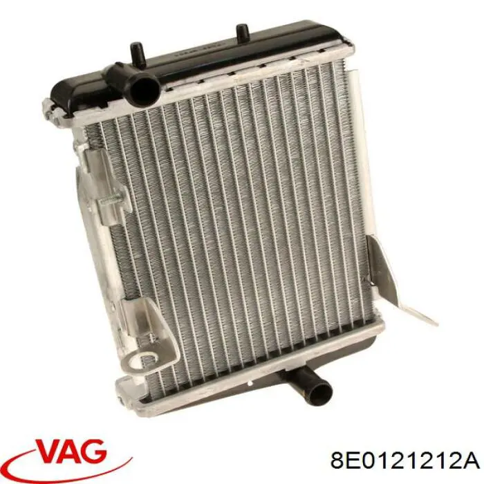 Радіатор охолодження двигуна, правий VAG 8E0121212A ціна, від 72.38 USD