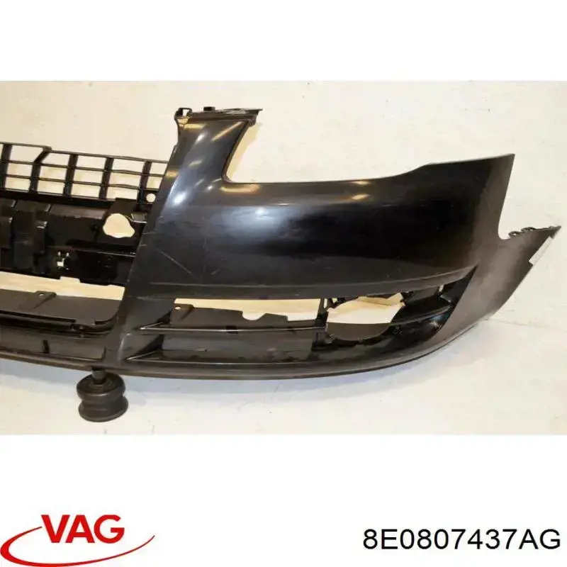 Передній бампер 8E0807437AG VAG
