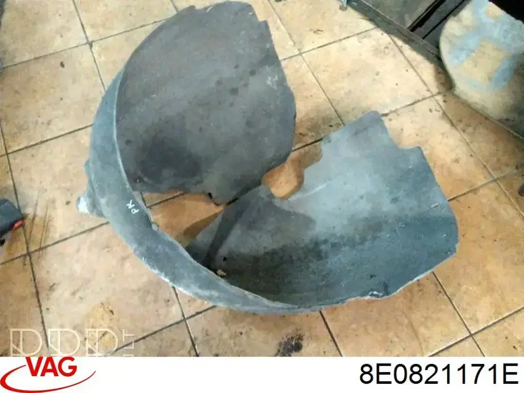 1335FL1T Polcar Підкрилок переднього крила, лівий